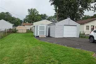 1558 Thalia Ave, Youngstown, OH 44514 - Photo 11