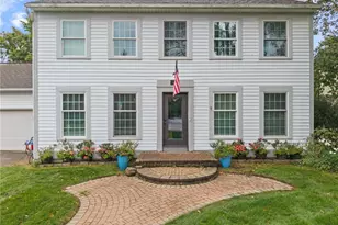 692 Thelma Dr, Wadsworth, OH 44281 - Photo 3