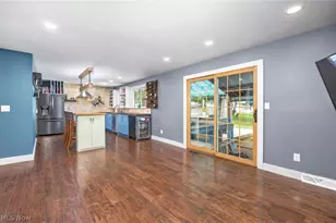 692 Thelma Dr, Wadsworth, OH 44281 - Photo 19