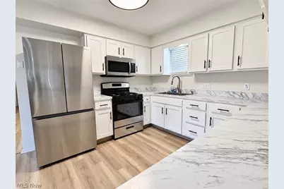 405 Baldwin Road, Akron, OH 44312 - Photo 9