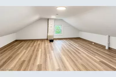 286 Alhambra Way, Akron, OH 44302 - Photo 15
