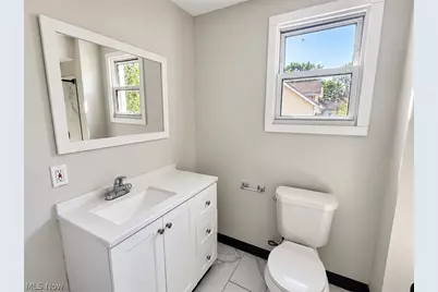 286 Alhambra Way, Akron, OH 44302 - Photo 9