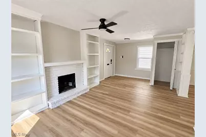 286 Alhambra Way, Akron, OH 44302 - Photo 3