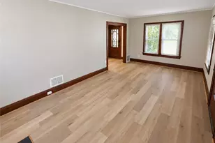 2078 18th St SW, Akron, OH 44314 - Photo 3