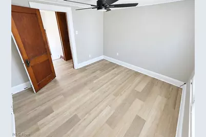 2078 18th Street SW, Akron, OH 44314 - Photo 9