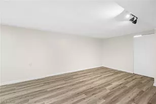 324 Lynn Dr, Cuyahoga Falls, OH 44221 - Photo 21