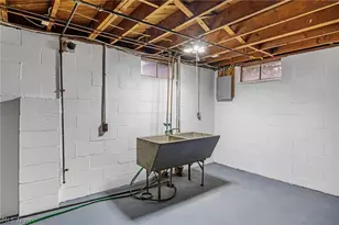 324 Lynn Dr, Cuyahoga Falls, OH 44221 - Photo 25