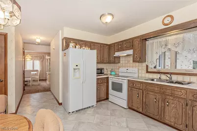7681 Plumwood Lane, Green Hills, OH 44131 - Photo 17