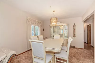 7681 Plumwood Lane, Green Hills, OH 44131 - Photo 13