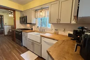 93 Harcourt Dr, Akron, OH 44313 - Photo 11