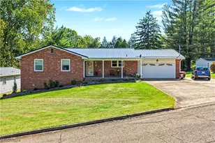 103 Janet Rd, Marietta, OH 45750 - Photo 1