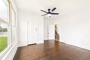 709 Highland Ave, Williamstown, WV 26187 - Photo 9