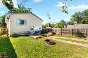 1079 Pitkin Ave, Akron, OH 44310 - Photo 5