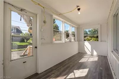 1079 Pitkin Avenue, Akron, OH 44310 - Photo 9