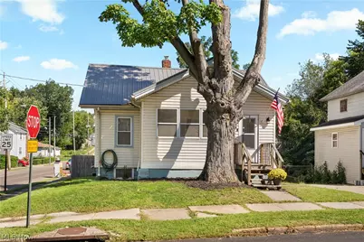 1079 Pitkin Avenue, Akron, OH 44310 - Photo 1