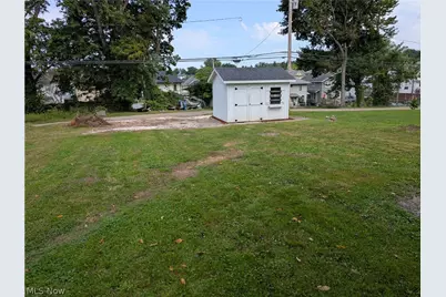 1221 Gomber Avenue, Cambridge, OH 43725 - Photo 7