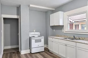 864 10th St NE, Massillon, OH 44646 - Photo 7