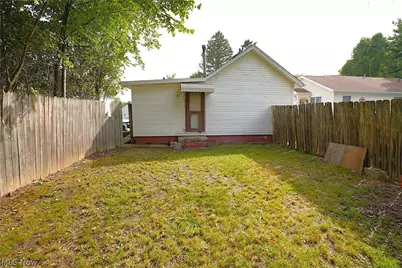 1613 24th Street NE, Canton, OH 44714 - Photo 13