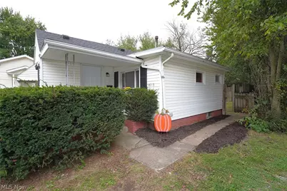 1613 24th Street NE, Canton, OH 44714 - Photo 5