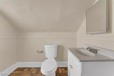 12401 Soika Avenue, Loveland, OH 44120 - Photo 9