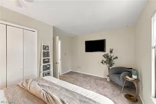 547 Center Ave, Cuyahoga Falls, OH 44221 - Photo 9