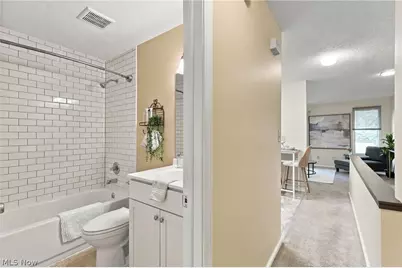 547 Center Avenue, Cuyahoga Falls, OH 44221 - Photo 11