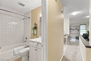 547 Center Ave, Cuyahoga Falls, OH 44221 - Photo 11