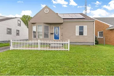 1714 S Liberty Avenue, Alliance, OH 44601 - Photo 1