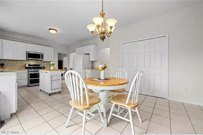 17118 Woodlawn Court, Strongsville, OH 44149 - Photo 25