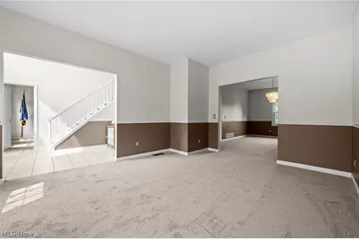 17118 Woodlawn Court, Strongsville, OH 44149 - Photo 13