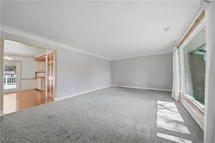 2769 Englewood Dr NE, Canton, OH 44721 - Photo 5