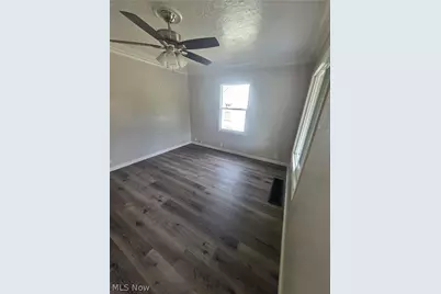 1936 Lakeview Avenue, Lorain, OH 44053 - Photo 11