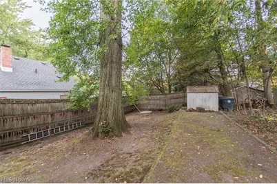 1305 Big Falls Avenue, Akron, OH 44310 - Photo 5