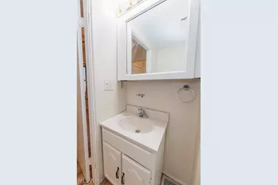 1305 Big Falls Avenue, Akron, OH 44310 - Photo 31