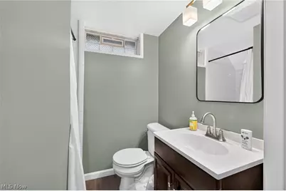 305 E 329th Street, Willowick, OH 44095 - Photo 19