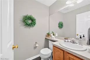 618 Birch Hill Dr, Medina, OH 44256 - Photo 9