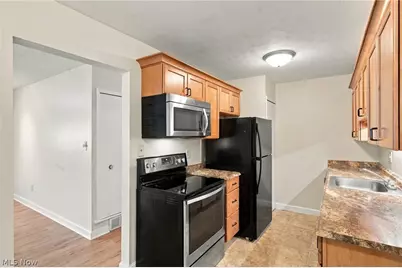 2917 N Bay Drive #M-9, Westlake, OH 44145 - Photo 17