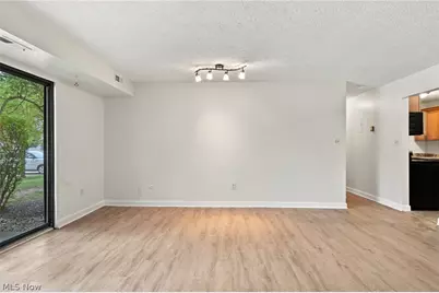 2917 N Bay Drive #M-9, Westlake, OH 44145 - Photo 11