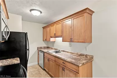 2917 N Bay Drive #M-9, Westlake, OH 44145 - Photo 15