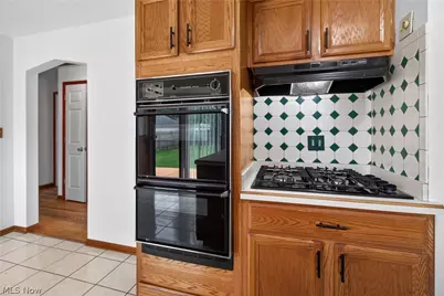 1327 W 26th Street, Lorain, OH 44052 - Photo 23