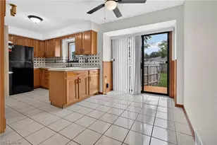 1327 W 26th St, Lorain, OH 44052 - Photo 17