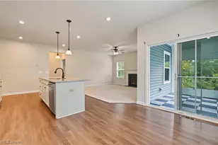 830 Sunrise Cir, Aurora, OH 44202 - Photo 9