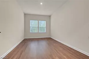 830 Sunrise Cir, Aurora, OH 44202 - Photo 23