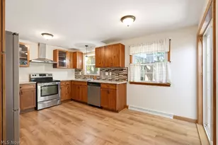 330 Tolbert St, Wadsworth, OH 44281 - Photo 15