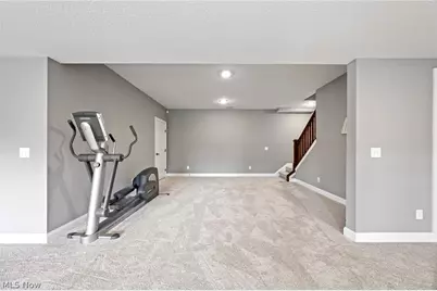 8934 Clubview Street NW, Massillon, OH 44646 - Photo 37