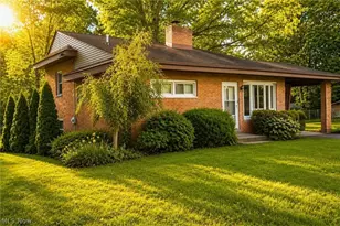 556 Clark Dr, Tallmadge, OH 44278 - Photo 1