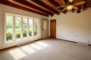 556 Clark Dr, Tallmadge, OH 44278 - Photo 9
