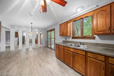 5742 Pleasant Street, North Ridgeville, OH 44039 - Photo 7