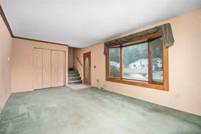 5742 Pleasant Street, North Ridgeville, OH 44039 - Photo 3