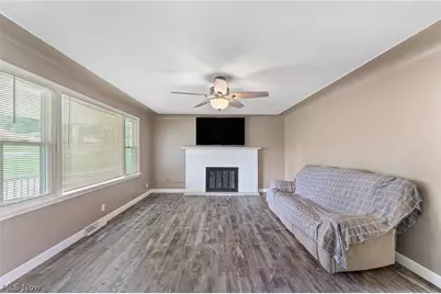 3870 Cumberland Drive, Youngstown, OH 44515 - Photo 3